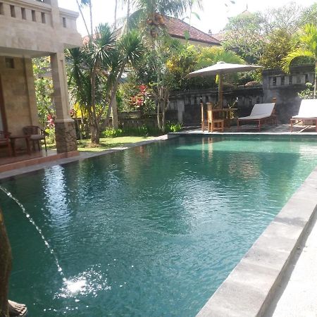 Dewi Ayu Accomodation อูบุด ภายนอก รูปภาพ