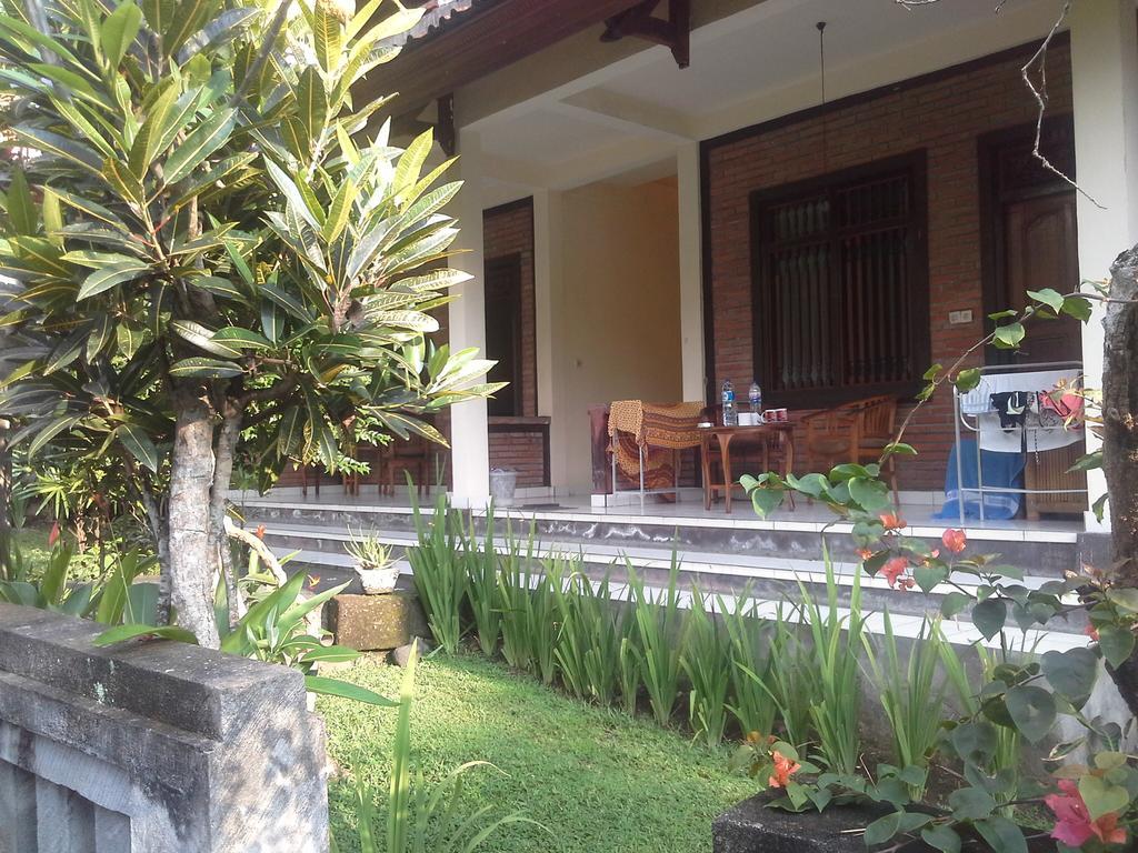 Dewi Ayu Accomodation อูบุด ภายนอก รูปภาพ