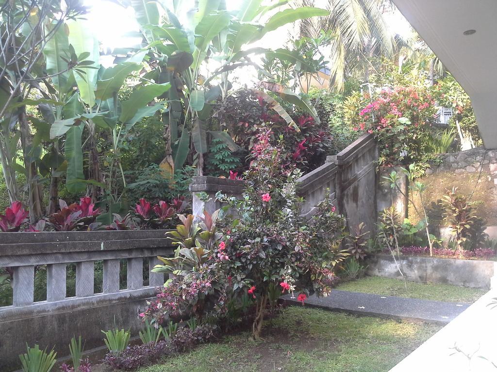 Dewi Ayu Accomodation อูบุด ภายนอก รูปภาพ