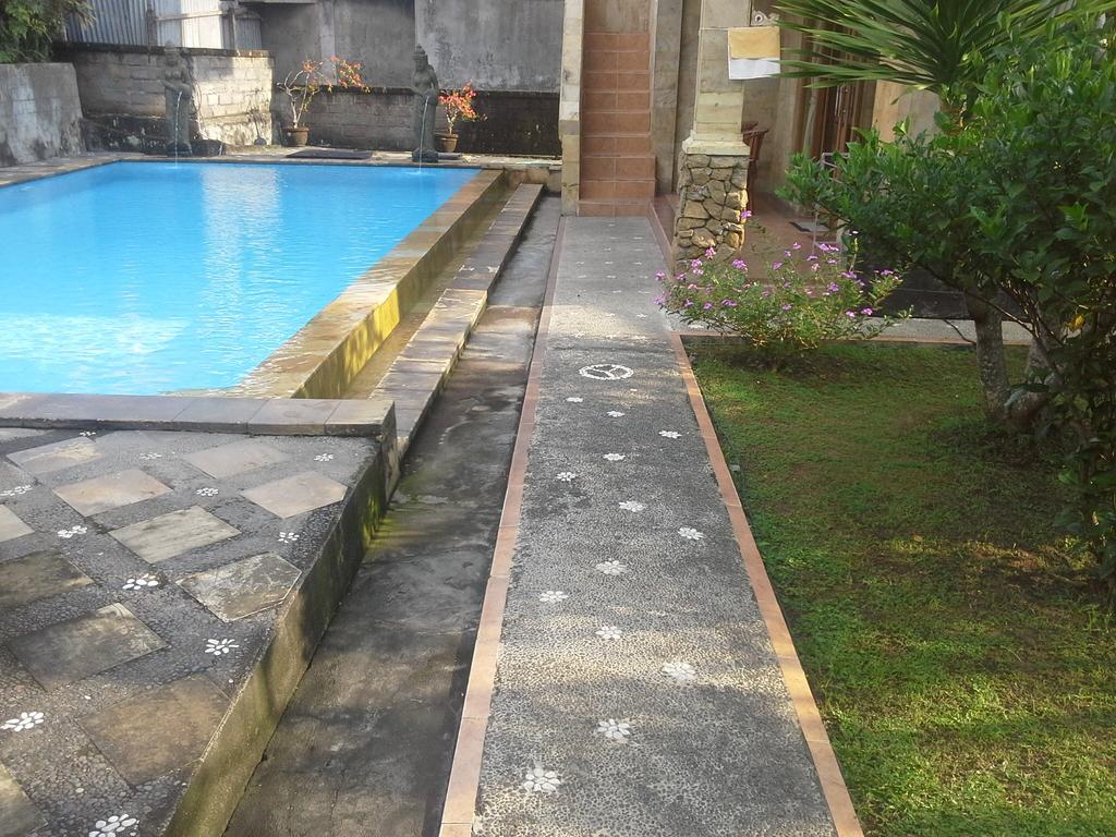 Dewi Ayu Accomodation อูบุด ภายนอก รูปภาพ