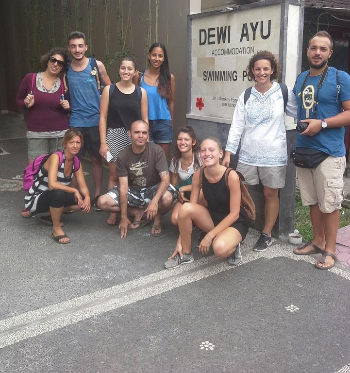 Dewi Ayu Accomodation อูบุด ภายนอก รูปภาพ
